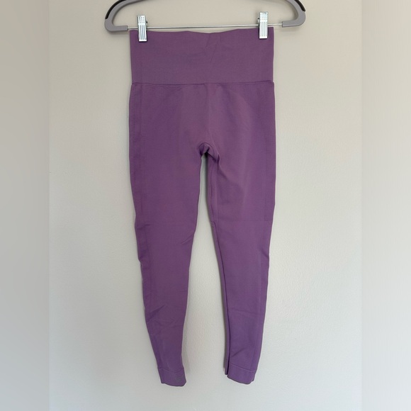 Light Purple Set Active Set - Picture 7 of 7